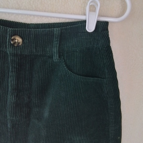 Forever 21 Corduroy Jean Skirt Size Small in Dark Hunter Green‎ - Picture 9 of 9
